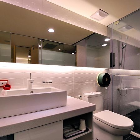 Audi Garden Business Hotel Таоюань Екстер'єр фото