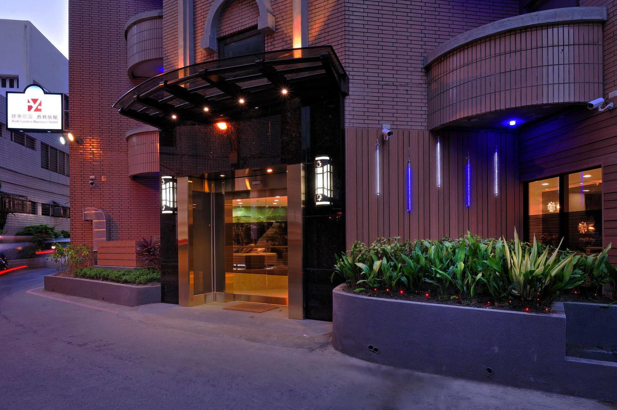 Audi Garden Business Hotel Таоюань Екстер'єр фото